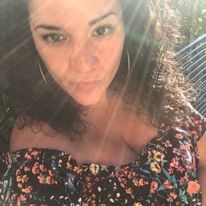 Meet your Posher, Lourdes